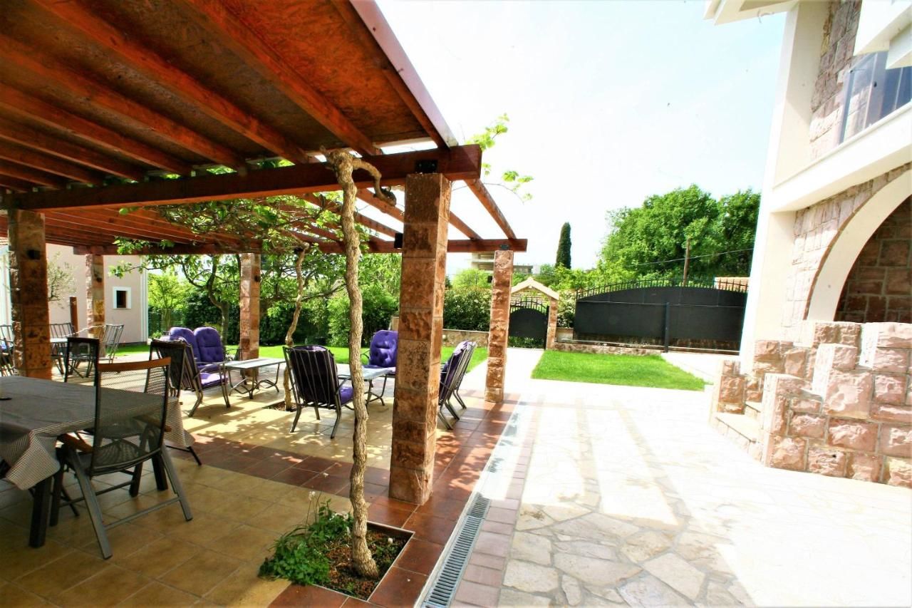 Апартаменты Vila La ViTa del Mare Биела